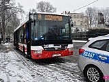 Zderzenie audi z autobusem w Dzierżoniowie