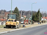 Powiat buduje chodnik do cmentarza w Bielawie