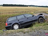 Volkswagen wypadł z drogi Łagiewniki - Dzierżoniów