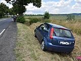 Zderzenie forda i motocykla na drodze Dzierżoniów - Świdnica