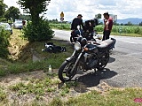 Zderzenie forda i motocykla na drodze Dzierżoniów - Świdnica