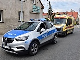 Nietrzeźwy kierowca uderzył volkswagenem golfem w mur