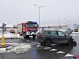 Zderzenie volkswagena z peugeotem na obwodnicy Dzierżoniowa