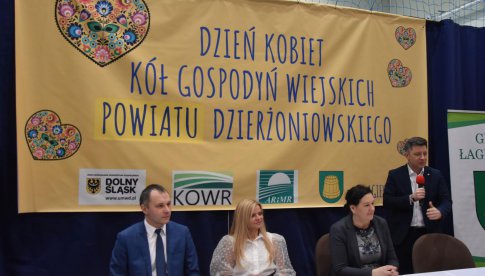 Minister Michał Dworczyk zorganizował powiatowy zjazd Kół Gospodyń Wiejskich z okazji Dnia Kobiet 