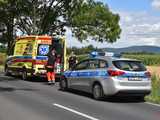 Kolizja mercedesa z karetką na drodze Dzierżoniów - Świdnica