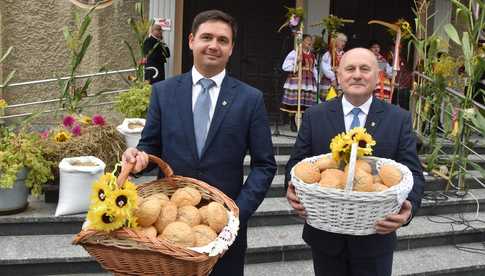 Piknik parafialno-dożynkowy w Piławie Górnej