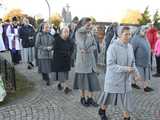 Tłumy na cmentarzach. Zobacz wideo i zdjęcia z Bielawy, Dzierżoniowa i Pieszyc