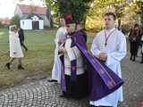 Tłumy na cmentarzach. Zobacz wideo i zdjęcia z Bielawy, Dzierżoniowa i Pieszyc