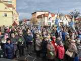 Ogromny Orszak Trzech Króli przeszedł ulicami Bielawy