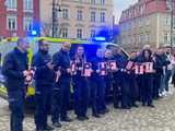 Policjantki i policjanci z Dzierżoniowa wspierają akcję One Billion Rising