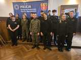 Uczniowie klas mundurowych z Bielawy z wizytą w Komendzie Powiatowej Policji