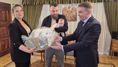Wyprawki dla nowo narodzonych dzieci w gminie Łagiewniki