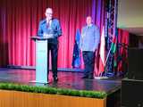 Uroczysta zbiórka z okazji 106. rocznicy powołania Policji oraz 100-lecia Policji kobiecej