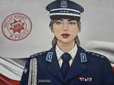Mural upamiętniający 100-lecie Policji kobiecej odsłonięty przy Komendzie w Dzierżoniowie