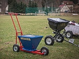 Władze Dusznik-Zdroju przekazały sprzęt zakupiony dla MKS ZEM Pogoń Duszniki-Zdrój w ramach Budżetu Obywatelskiego 2021.