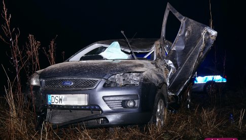 Dachowanie na drodze Lutomia Dolna - Stachowice 