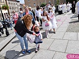 [FOTO, WIDEO] Procesja Bożego Ciała przeszła ulicami Świdnicy