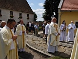 [FOTO] Ks. B. Kałuża w gronie upamiętnionych od średniowiecza katolickich duchownych 