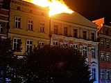 [WIDEO, FOTO] Pożar kamienicy na świdnickim rynku!