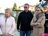 [FOTO,WIDEO] Kolej powinna łączyć, a nie dzielić.