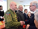 Nauczyciel „Kasprowicza”, prof. Michał Ossowski, z tytułem Zasłużony dla Województwa Dolnośląskiego