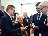 Nauczyciel „Kasprowicza”, prof. Michał Ossowski, z tytułem Zasłużony dla Województwa Dolnośląskiego