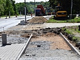 Dobiega końca układanie nawierzchni na ul. Sikorskiego