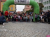 [FOTO] Wystartował jubileuszowy Aryzta Półmaraton Strzegom 