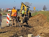 Trwają inwestycje w gminie Dobromierz: Przebudowa mostu i drogi w Gniewkowie oraz budowa sieci kanalizacyjnej do WSSE w Dobromierzu [Foto]