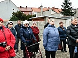 Pamiątkowa tablica upamiętniająca ofiary katastrofy budowlanej w Świebodzicach odsłonięta [Foto]