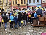 Żółty Marsz Nadziei przeszedł przez świdnicki rynek. To zwieńczenie akcji rozpoczętej jesienią [Foto]