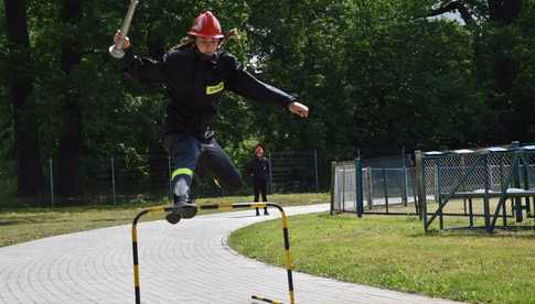 Ruszyły zawody sportowo-pożarnicze w Żarowie [FOTO]