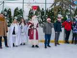 [WIDEO, FOTO] Ruszyły ślizgi na strzegomskim lodowisku! Inauguracja sezonu w mikołajkowej atmosferze