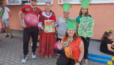 [FOTO] Zabawa jakich mało! Za nami Piknik Rodzinny w SP Żarów 