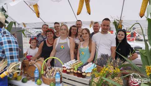 FOTO] Czas podziękowań i zabawy: dożynki gminne za nami