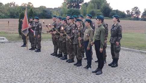 [FOTO] Upamiętnili bohaterów i ofiary II wojny światowej