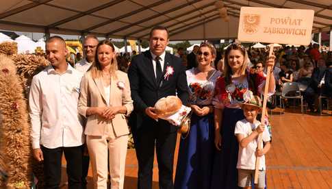 [WIDEO/FOTO] Dożynki Wojewódzkie w Małowicach. Nie zabrakło przedstawicieli naszego powiatu!