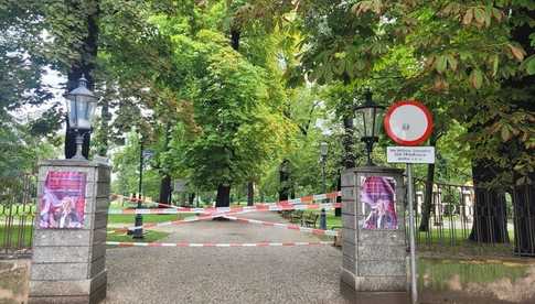 [FOTO] Park Miejski w Świebodzicach zamknięty do odwołania