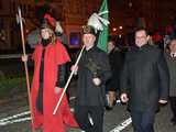 [WIDEO/FOTO] Pochód z orkiestrą, biesiada piwna, wspólne śpiewanie. Górnicy, kamieniarze i skalnicy celebrowali tegoroczną Barbórkę