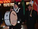 [WIDEO/FOTO] Pochód z orkiestrą, biesiada piwna, wspólne śpiewanie. Górnicy, kamieniarze i skalnicy celebrowali tegoroczną Barbórkę