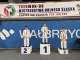 [FOTO] Młodzi zawodnicy taekwondo przywieźli worek medali z Mistrzostw Dolnego Śląska!