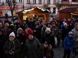 [WIDEO/FOTO] Występy, świąteczne ozdoby i stoiska. Ruszył Jarmark Bożonarodzeniowy w Świebodzicach