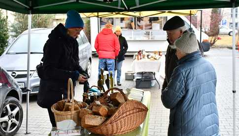 [FOTO] Zdrowa żywność prosto od lokalnych producentów na marcowej odsłonie Targowiska Od rolnika do koszyka