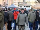 [WIDEO/FOTO] Raj dla kolekcjonorów i poszukiwaczy skarbów. Marcowa Giełda Staroci na świdnickim rynku