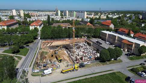[FOTO z DRONA] Postępuje budowa nowego budynku Sądu Rejonowego. Ma być gotowy w 2027 roku