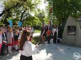 [FOTO] Uczniowie z Jaworzyny Śląskiej celebrowali Święto Konstytucji 3 Maja