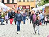 [WIDEO/FOTO] Prawdziwy raj dla łasuchów. Trwa Bajkowy Festiwal Słodkości w Świdnicy