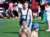 [WIDEO/FOTO] Tysiące baniek, mydlana wyspa i mnóstwo dobrej zabawy. Trwa 8. Mydlany Park Festiwal w Żarowie