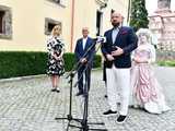 [FOTO] Wrocławianie odwiedzili Zamek Książ za darmo. To nagroda za zwycięstwo we frekwencyjnym pojedynku