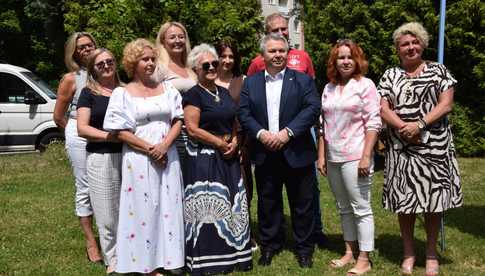 [FOTO] Wizytacja z nadzieją. Poseł Robert Jagła i senator Agnieszka Kołacz-Leszczyńska z wizytą w świdnickim kole PSONI